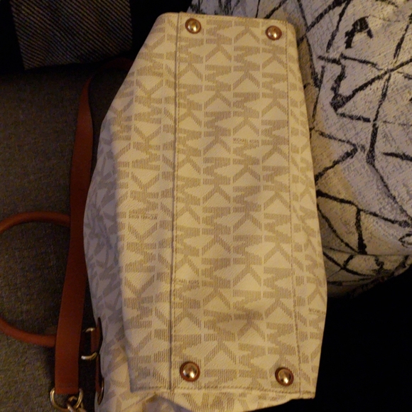 Michael Kors Hamilton bag - Picture 2 of 8